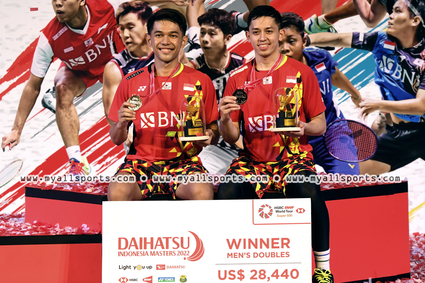 印尼大师赛丨宫崎友花登顶 日本队夺取三金成最大赢家 中羽在线 - 超人气羽毛球社区