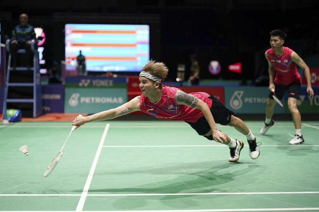 Ong Yew SinTeo Ee Yi