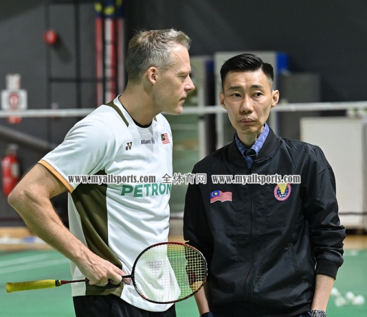 【羽球】促李梓嘉善用资源 李宗伟:加快康复