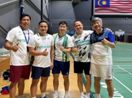 【羽球】与国羽同场训练 吉迪安度假也打球