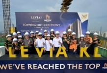 【篮球】金牌女篮见证封顶 李典和赠19公寓