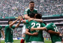 【世界杯】揭幕战踢出3红牌 墨西哥2-0南非