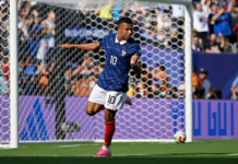 【世界杯】姆巴佩双响 法国大破瑞典